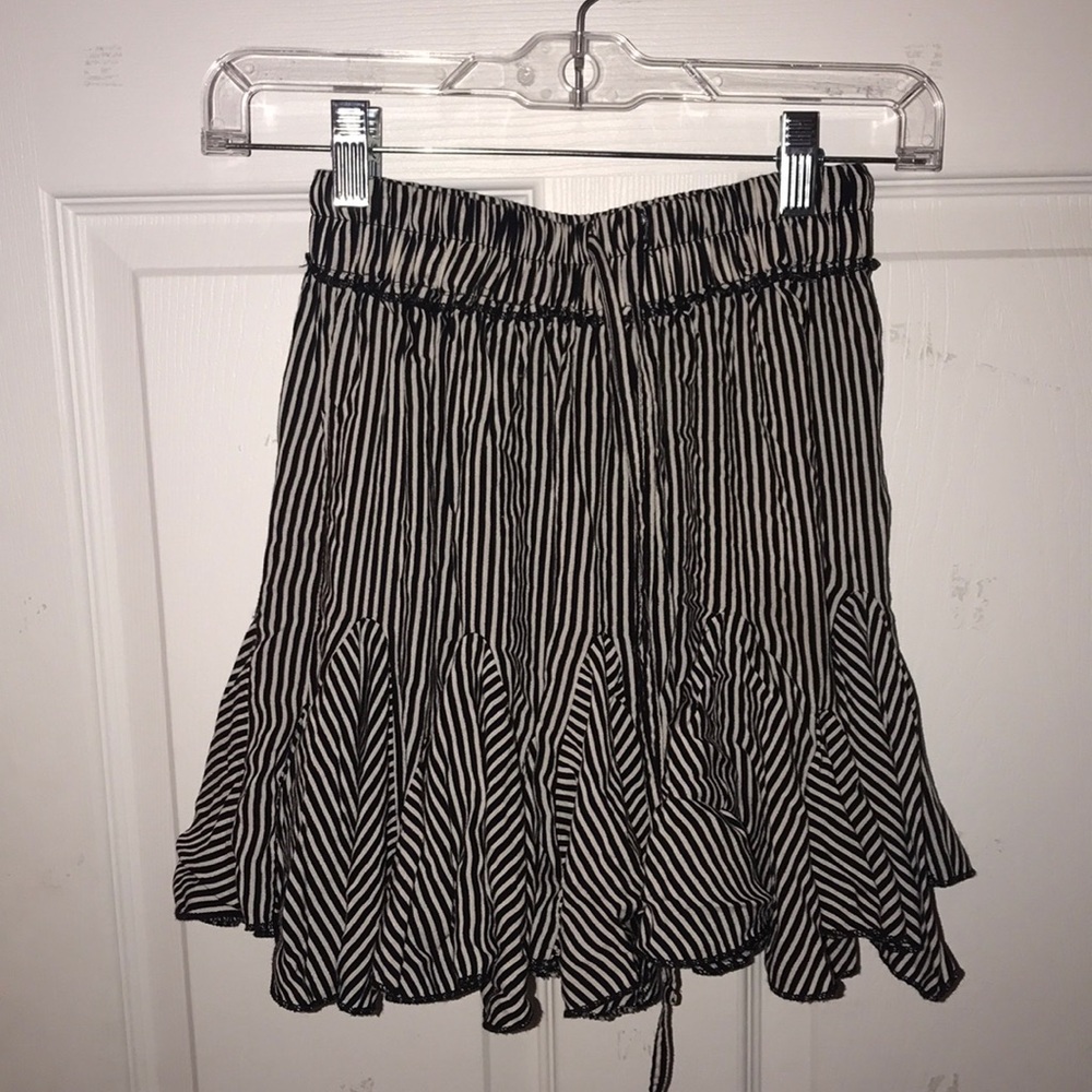 Princess Polly skirt